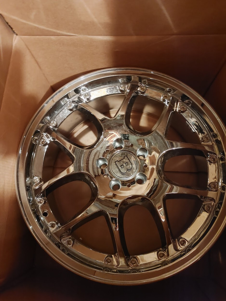 CHROME 20" BENTLEY Rim