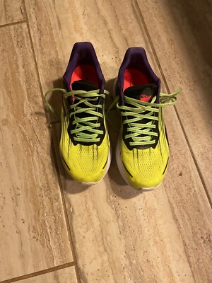 saucony endorphin shift
