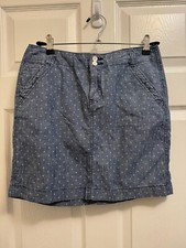 Tommy Hilfiger woman's light weight knee length denim polka dot skirt Size 2