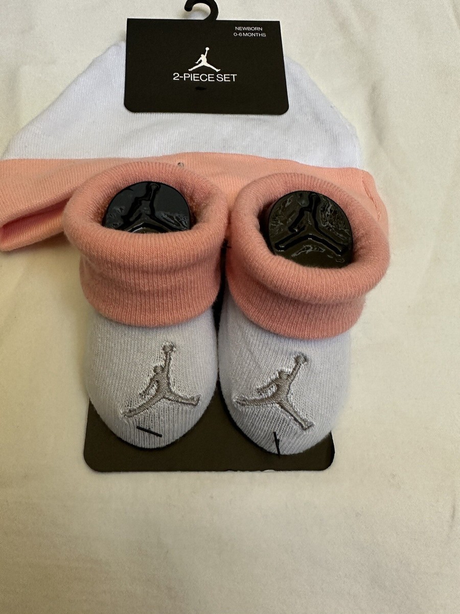 Nike Baby white PEACH Cotton Cuffed Jordan Jumpman Beanie Cap Booties Set  0-6 M