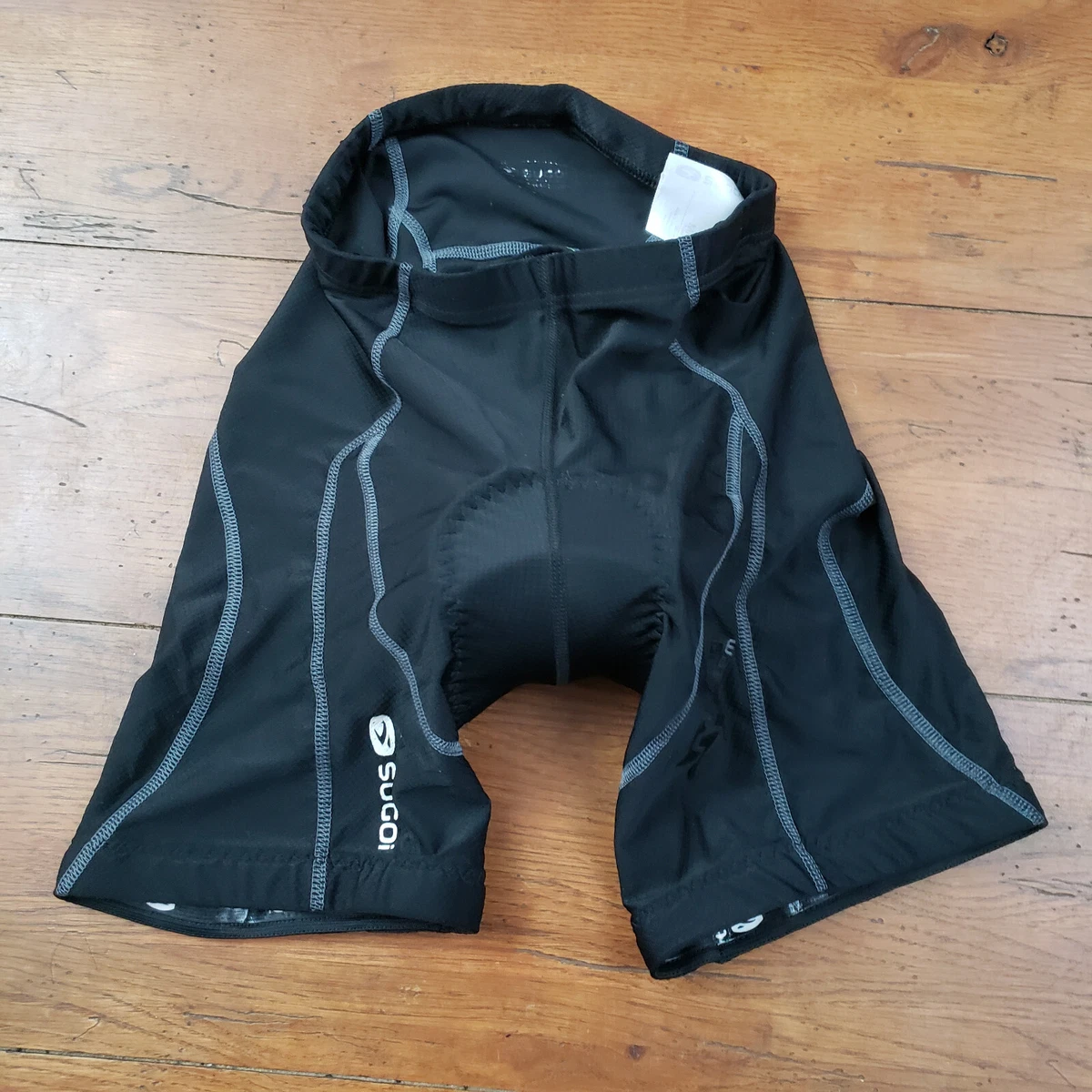 Short cycliste femme : Guide d'achat et comparatif 2022