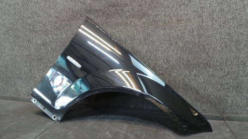E52-081* Mercedes-Benz W204 C-Klasse  Kotflügel Rechts  197 Obsidian schwarz Met