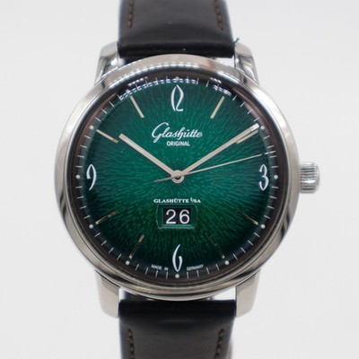 Glashutte Original Sixties Panorama Date Green Steel 42mm 2-39-47-04-02-04