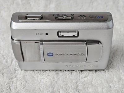 Konica Minolta DiMAGE X60 Digital Camera 5.0MP Silver VTG Extras