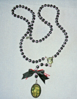 Rebella Kette Schmuck Halskette Motiv Reh rosa/schwarz Gesamtlänge 104 cm Nr.437