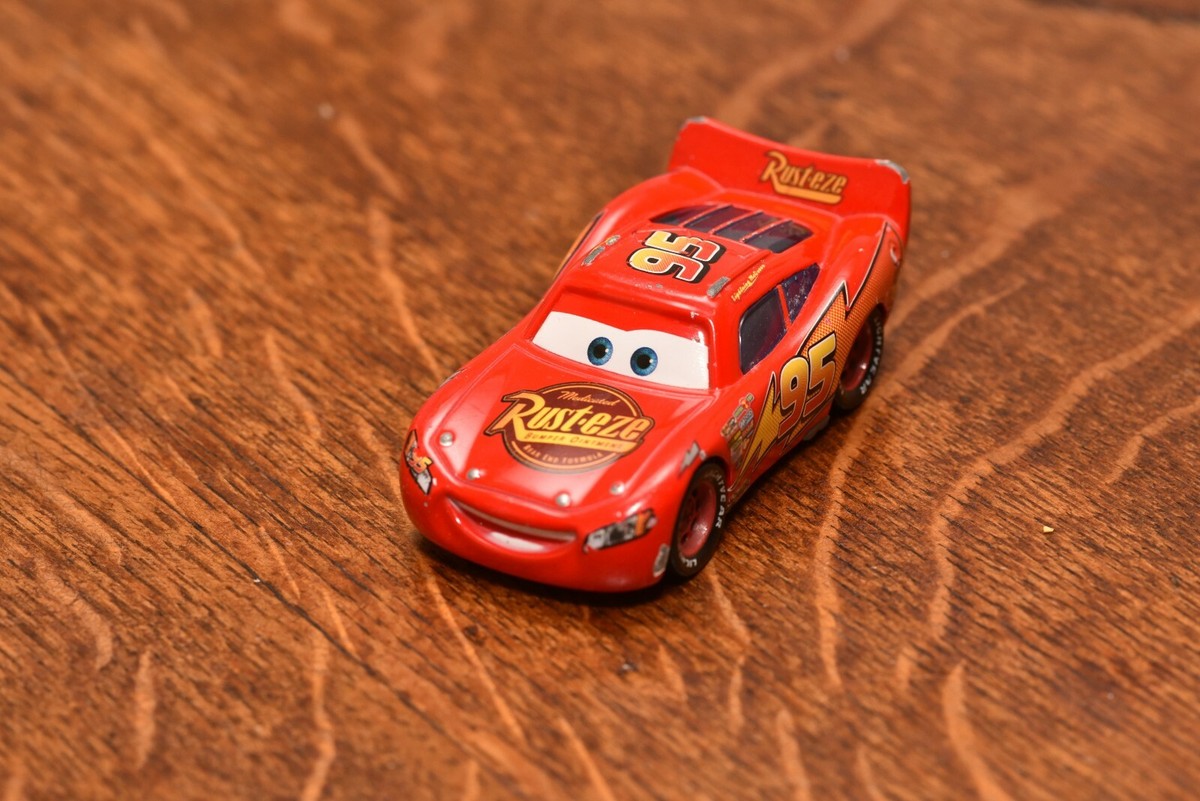 Mattel Disney Pixar Model Cars - Lighting McQueen | eBay