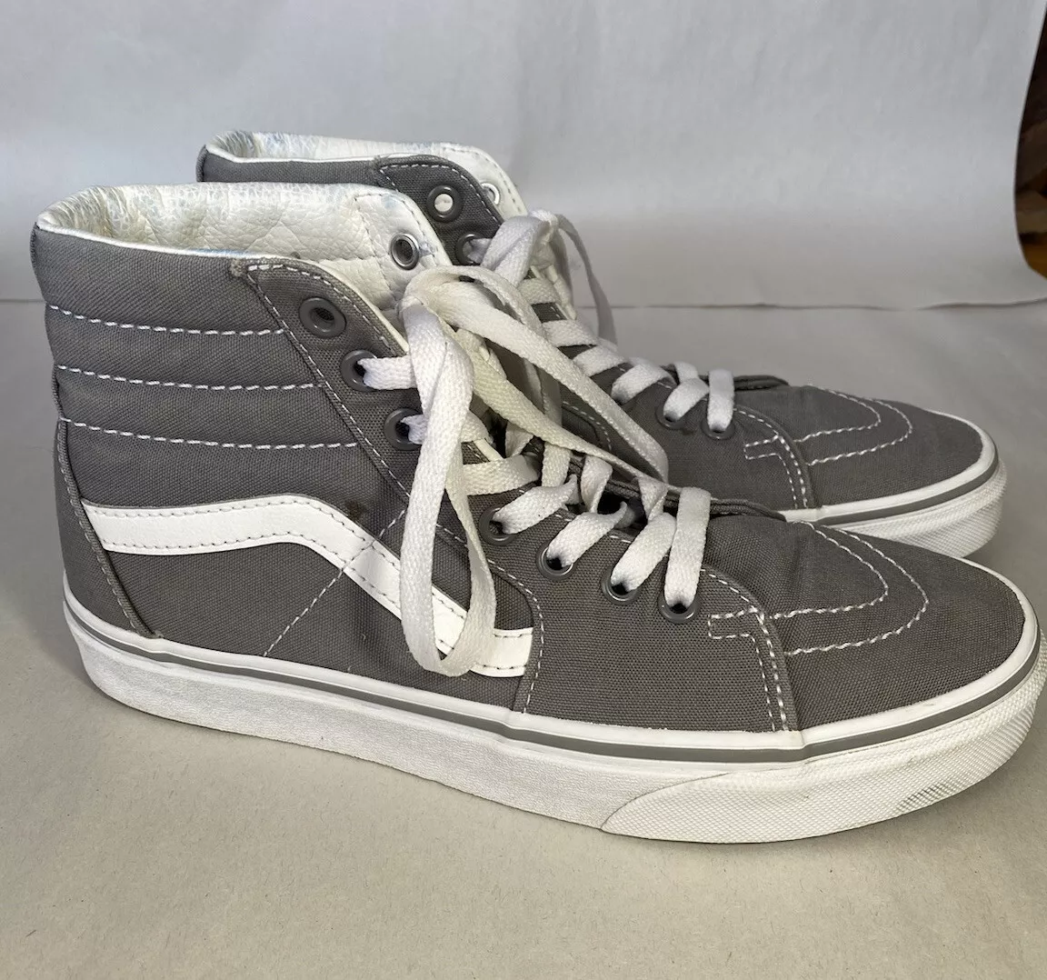 Vans Sk8 Hi High tops Grey Gray Old Skool Shoes Women’s 8 Men’s 6.5 Off The Wall Vans Sk8 Hi High tops Grey Gray Old Skool Shoes Women’s 8 Men’s 6.5 Off The Wall