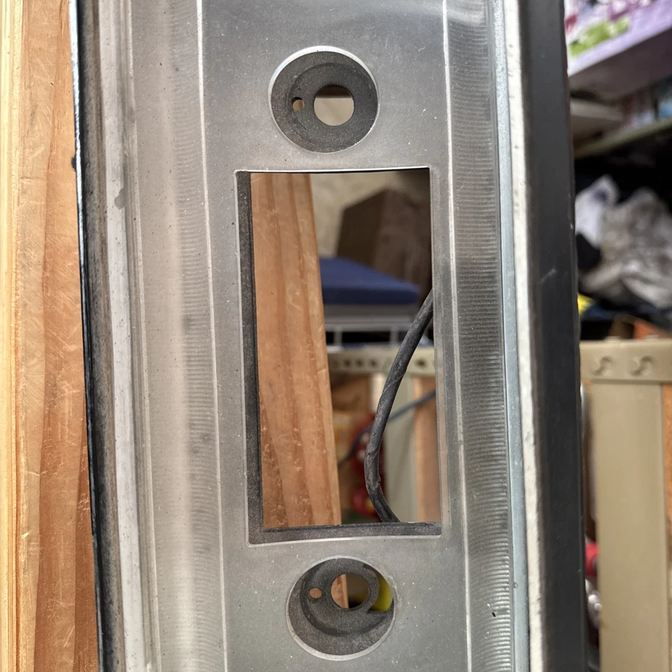 Chevy Impala 1965 velocímetro carcasa calibre tablero bisel moldura gasolina Foto 4 de 4