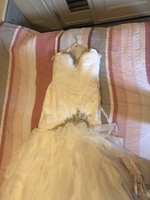 Wedding Dress Size 12 to 14 Ivory Off White