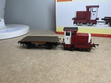 Hornby R3705 Ruston & Hornsby 48DS and Flatbed Wagon John Dewar & Sons