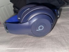 Beats Studio Pro Wireless Over-Ear Headphones - Navy- Good condition