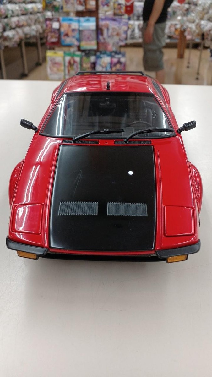 KYOSHO De Tomaso Pantera GTS Red 1/18 Diecast Model Car 08852R