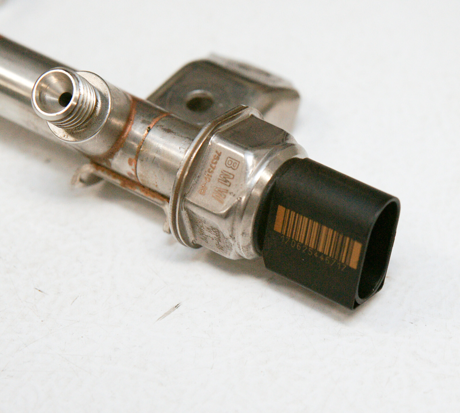 BMW Fuel Rail with Fuel Pressure Sensor N54 Engine, P/N 13537575480 eBay