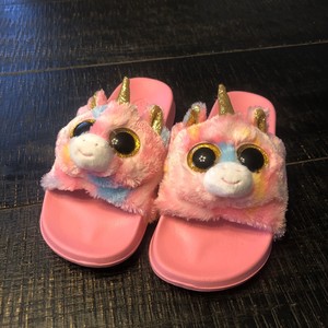 ty unicorn flip flops