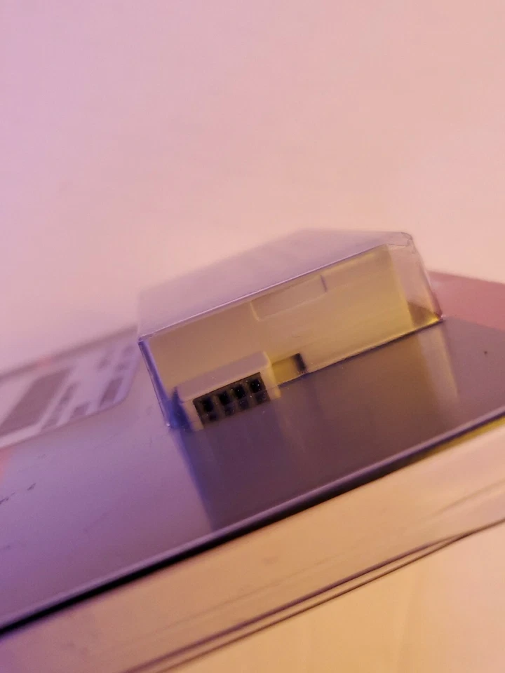 Batería Delkin Premium Canon LPE8. Foto 3 de 3