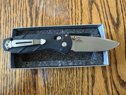 Benchmade New Mini Barrage 585-03 Titanium Pocket Clip Knife - Picture 2 of 11