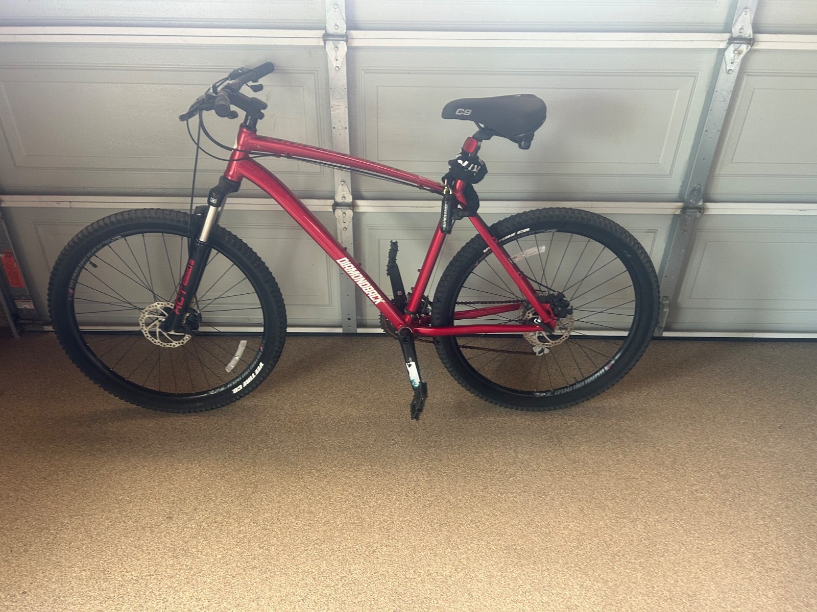 Diamondback Overdrive 27&rdquo; Mountain Bike with add-ons