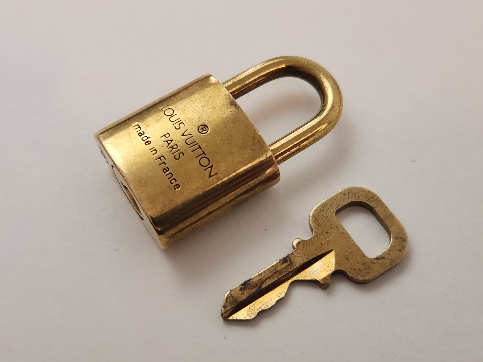 Authentic Louis Vuitton PadLock Solid Lock Key Br… - image 10