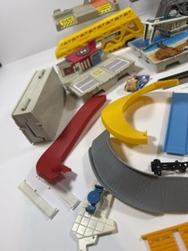 Vintage Galoob Micro Machines Travel City Parts Lot Big Rig Haulers Accessories