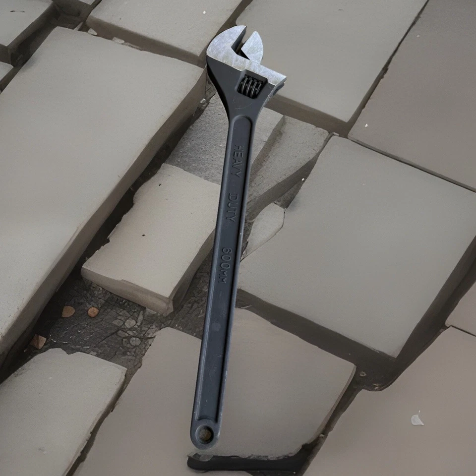 Llave Ajustable 24" 2-1/2" Max Mandíbula Apertura Gota Llave de Acero Forjado Aleación Foto 2 de 4