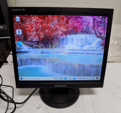 Samsung SyncMaster 710N S MJI7CSKB 17 Inch Squarer LCD Monitor Black VGA
