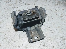 Nissan Terrano 2.4 Petrol 2001 Passenger Side Left Engine Mount