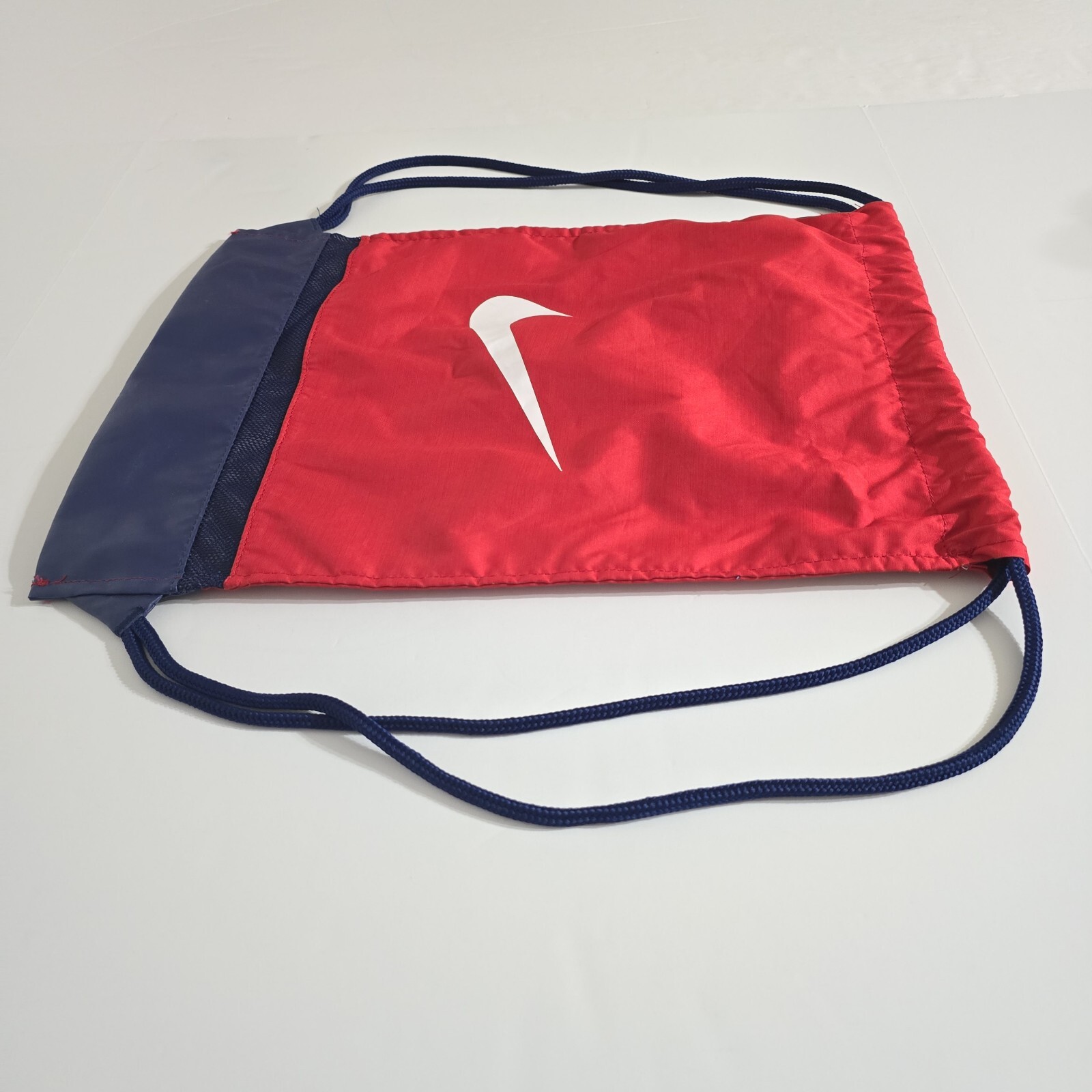 Nike Just Do It  Lightweight Drawstring Travel Ba… - image 3