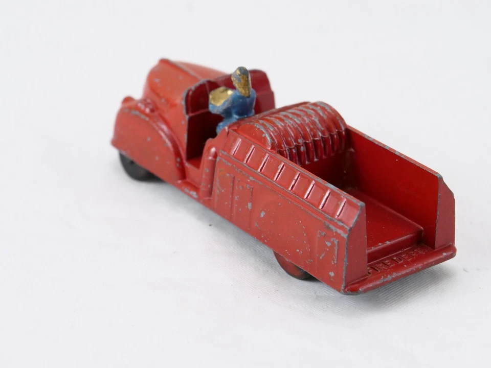 London Toys N°16 Camion Dei Pompieri In Metallo Giocattolo 10 Cm - Immagine 3 di 4