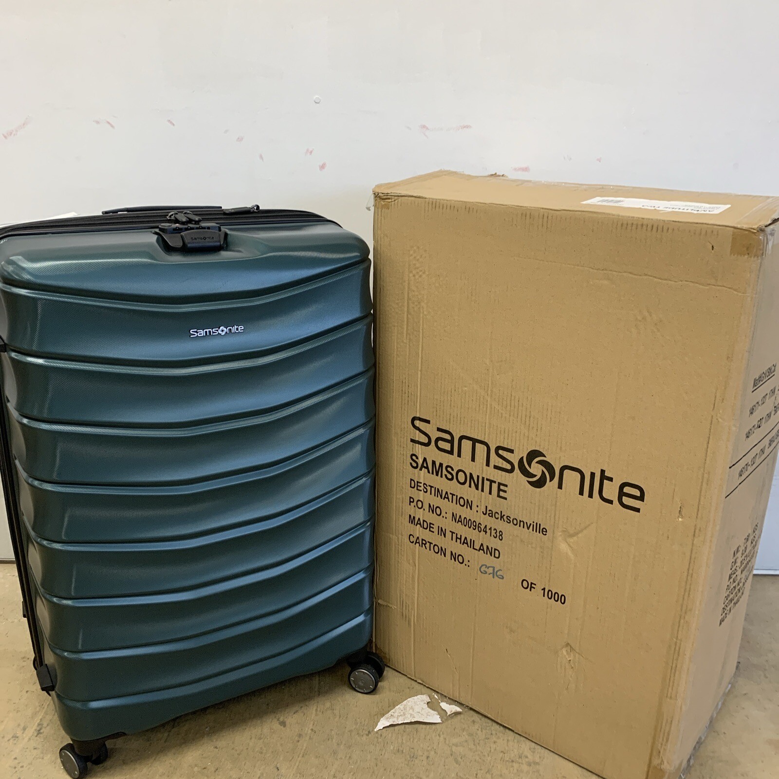 Samsonite Amplitude Two Hardside 2 Piece  Luggage Set - Emerald Green