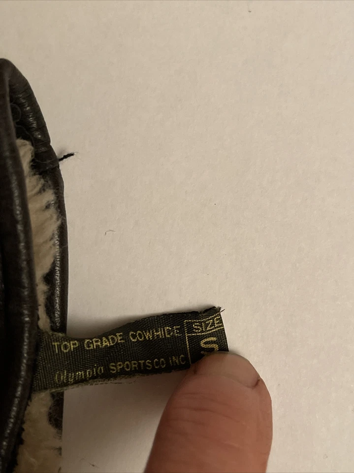 Guantes deportivos de motociclista Olympia de cuero negros, talla S pero realmente M, usados Foto 3 de 4