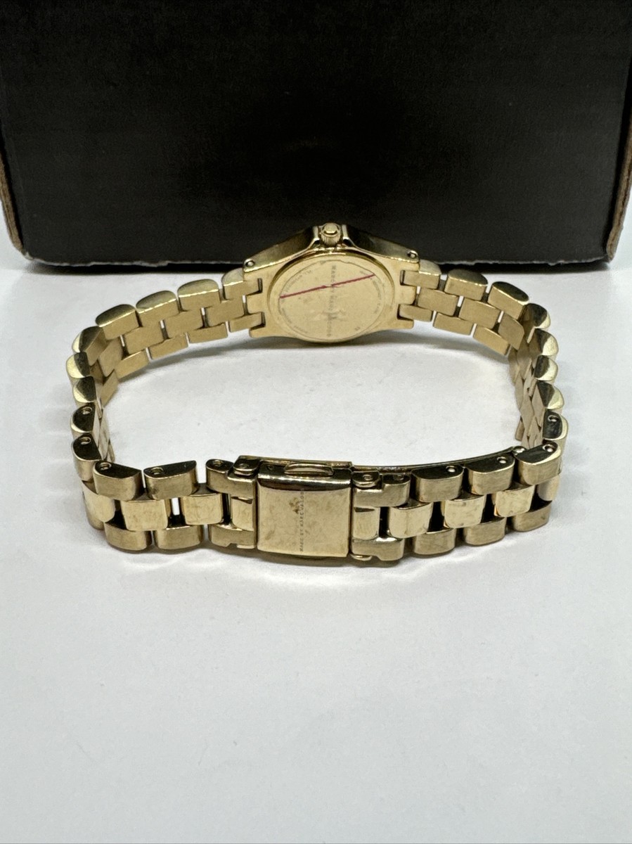 Marc Jacobs MBM3199 Womens Stainless Steel Analog Dial Marc Jacobs MBM3199 Womens Stainless Steel Analog Dial