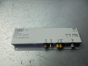 Audi A4 8E B7 Antennenverstärker Steuergerät 8E9035225P