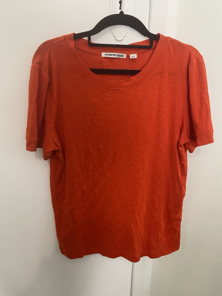 COUNTRY ROAD Orange Textured Fitted T-Shirt L- As New