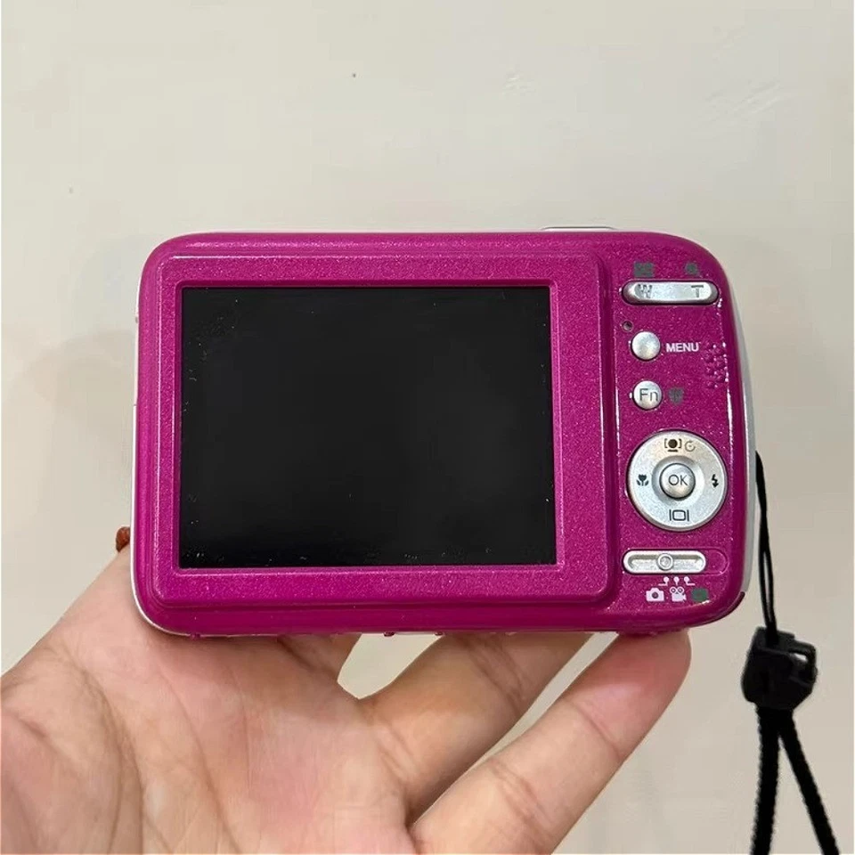 Sanyo S1414 Digital Camera 14.0 MP 4x Optical Zoom with Accessories CCD Sensor - Image 3 of 4