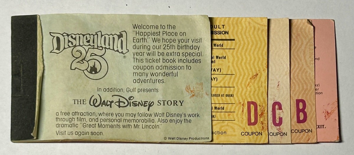 Walt Disney World 25周年記念 チケット＆ペンセット Vintage Disneyland 25th Anniversary Walt Disney Story Ticket Book