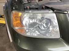 Passenger Right Headlight Bright Background Fits 03-06 EXPEDITION 333999