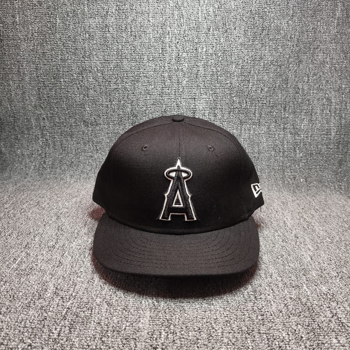 New Era Los Angeles Angels 9FIFTY Black Snapback Hat
