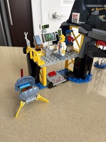 70631 The LEGO Ninjago Movie Garmadon's Volcano Lair - Near 100%