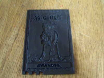 GRANDPA YU-GI-OH ! BLACK PLASTIC 1996 TRADING CARD # 29