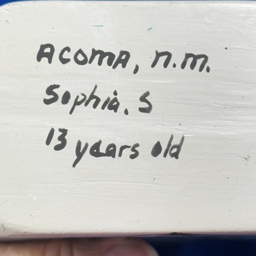 Acoma NM pottery white slip cast mold vase hand painted by Sophia S 13 years old - Imagen 6 de 9