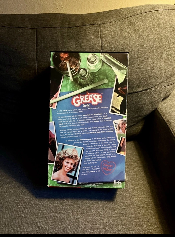 油脂 Sandy 芭比娃娃 2003 美泰 25 岁 Olivia Newton John — 第 2/4 张图片