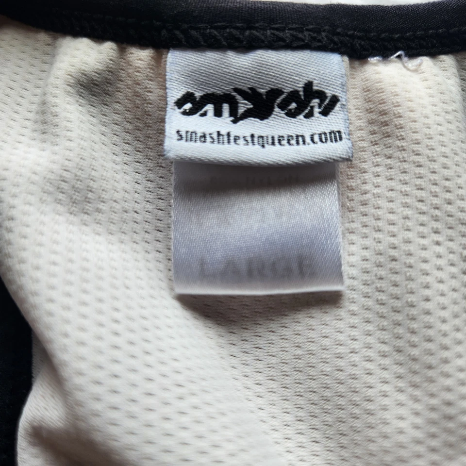 Conjunto de pantalones cortos y camiseta sin mangas Smashfest Queen TRI para mujer talla grande  Foto 3 de 4