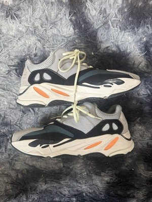 Adidas Yeezy Boost 700 Wave Runner Solid Grey  SIZE 10