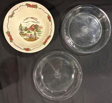 Figgjo Norway Decorative Bowl & Pyrex Glass Plates Set Of 3 Vintage Kitchenware