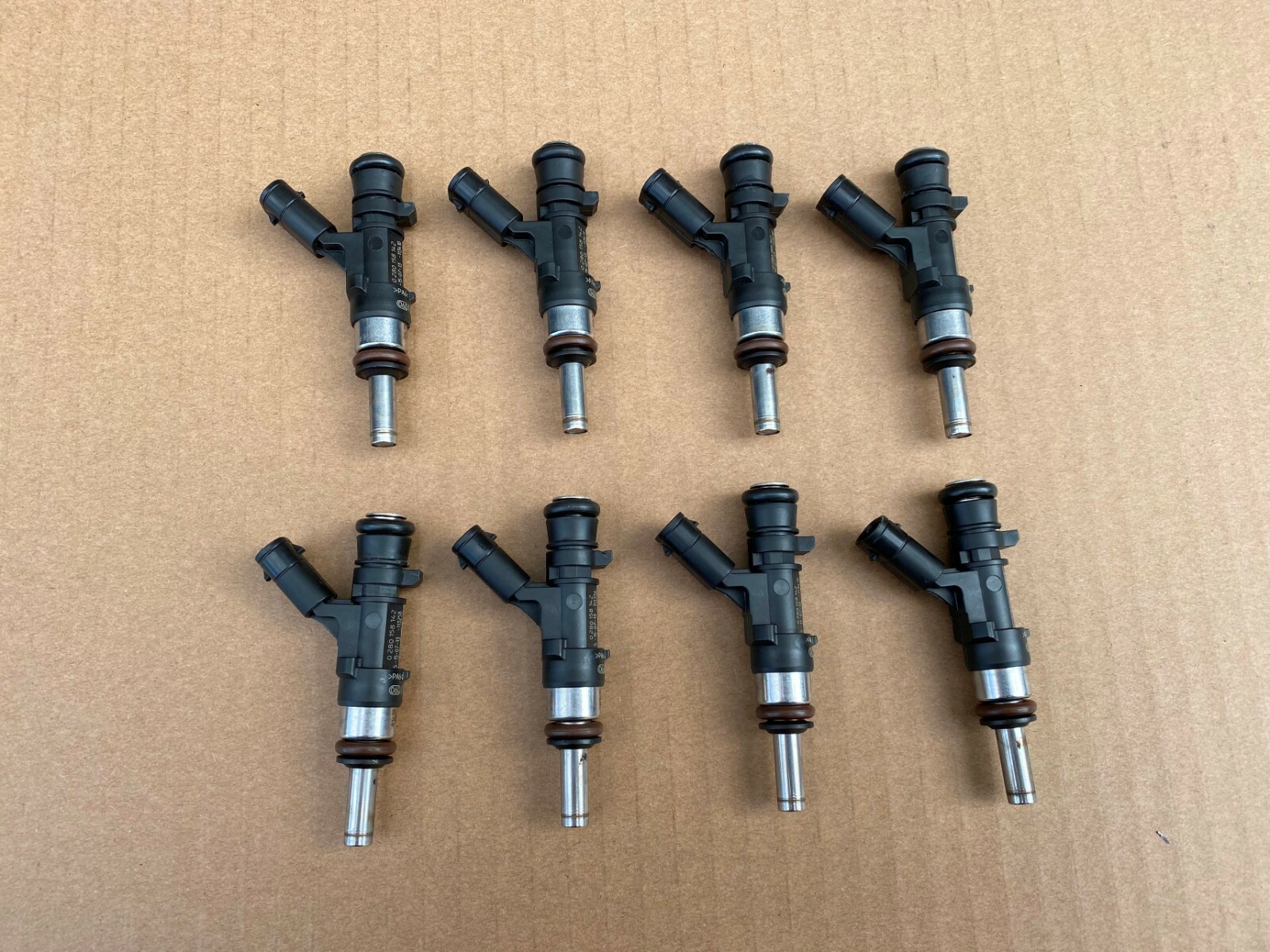 Mercedes Benz C63 AMG W204 Engine Fuel Injector Set M156 6.2L V8 