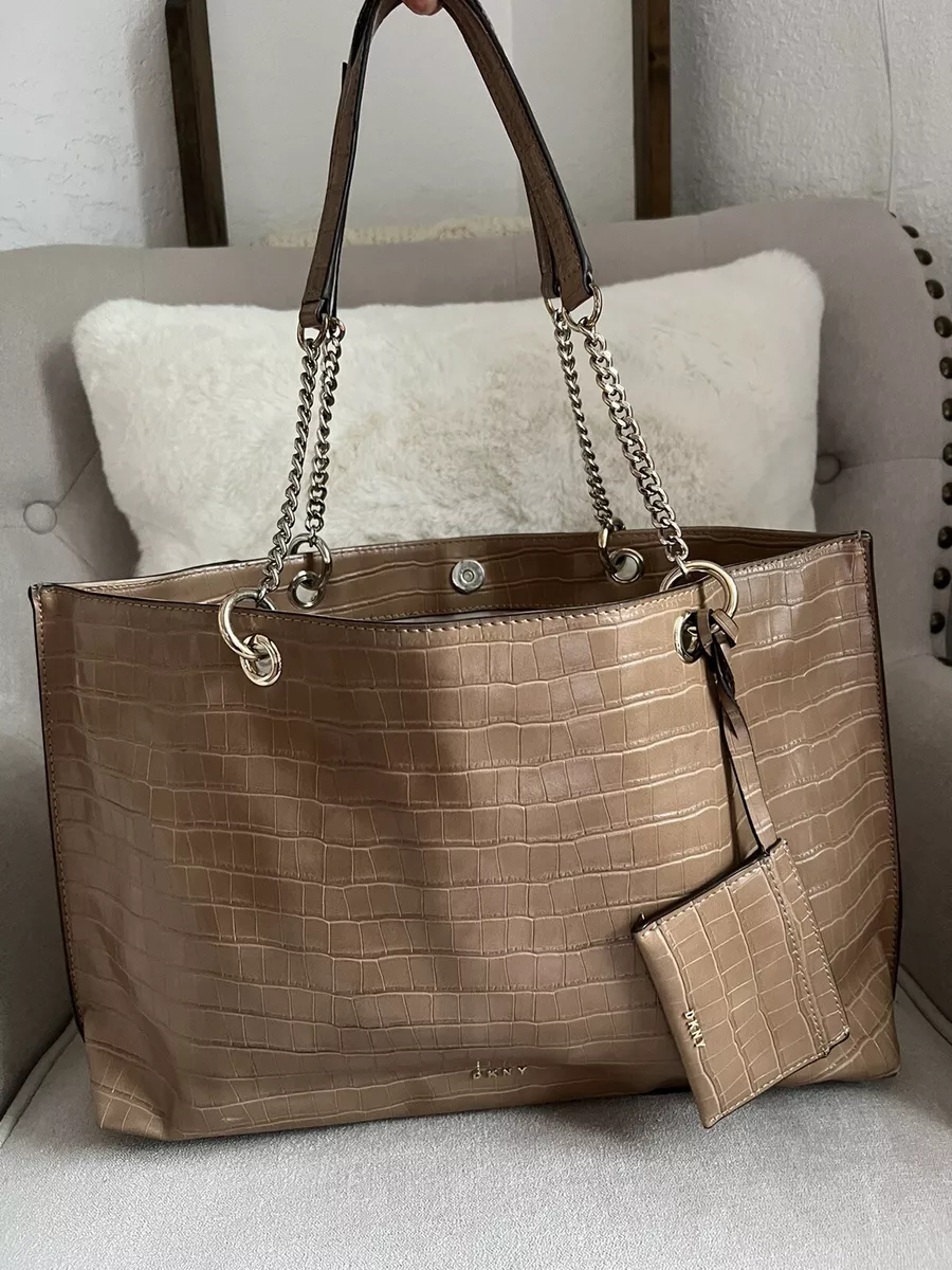 Pre-owned DKNY Women's Tote Bags