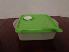 Tupperware Crystal Wave Square-A-Way Microwave Container with Vent Lid