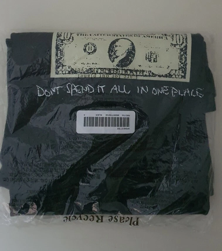 T Shirt Supreme Spend It Noir Taille S Petit Noël