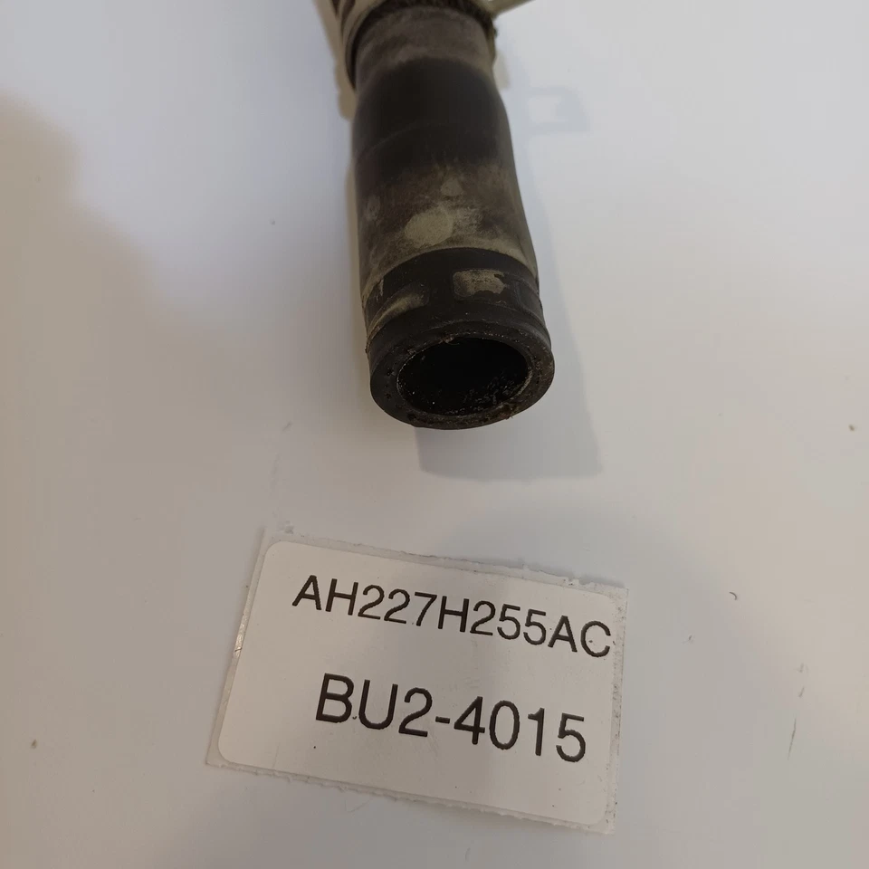 2010-2013 Land Rover Range Rover Oil Cooler Hose AH227H255AC - Image 4 of 4