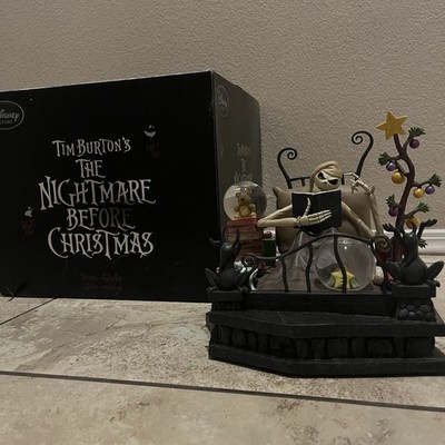 RARE Disney Store NIGHTMARE BEFORE CHRISTMAS Jack In Bed Snow Globe *MINOR CHIP*